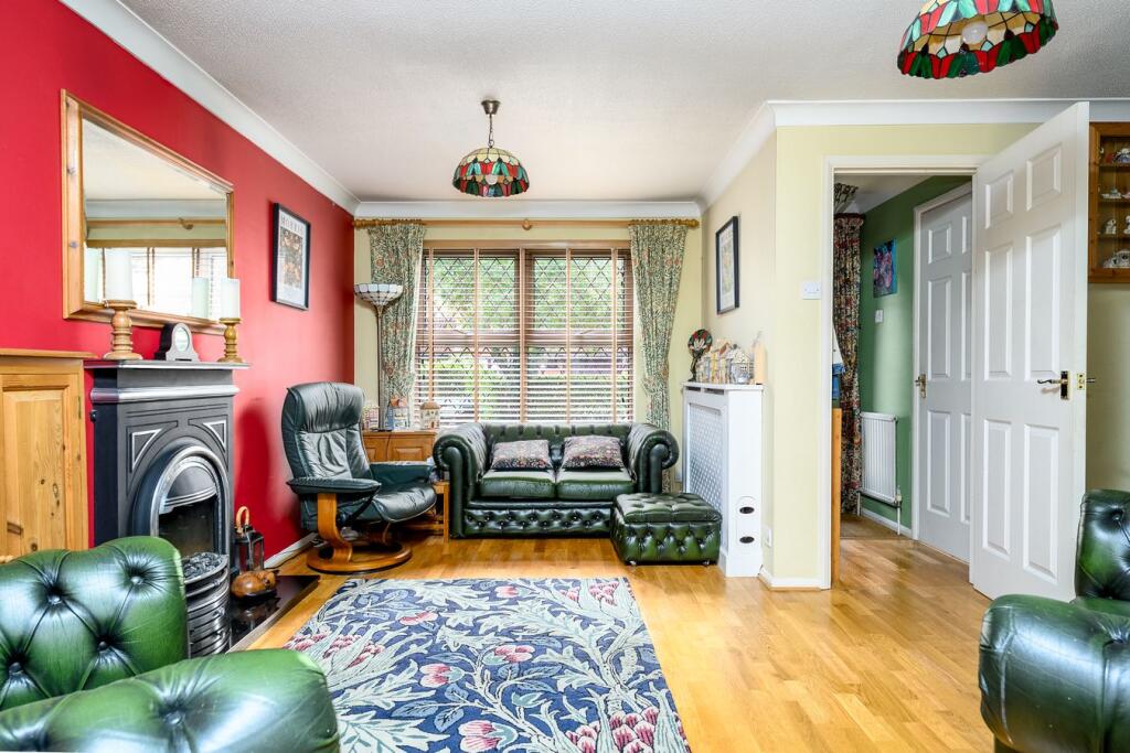 House in Kingston upon Thames - View 4