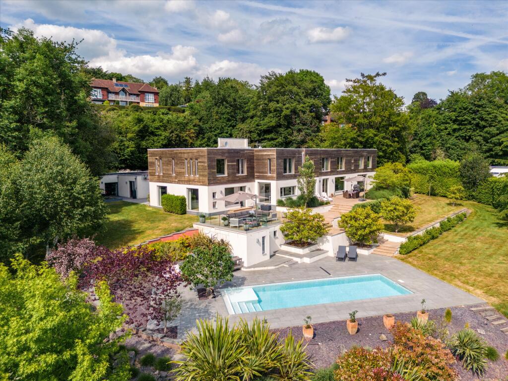 Main image of property: Froghole Lane, Crockham Hill, Westerham, Sevenoaks, Kent, TN8