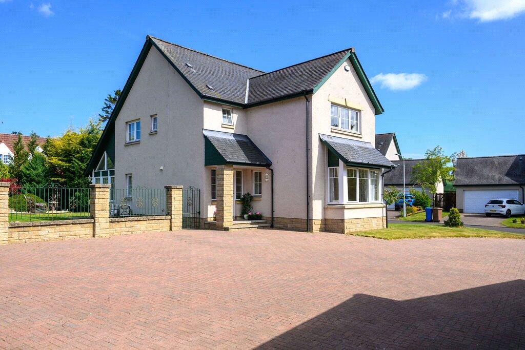 Main image of property: 11 McInnes Gardens, Cupar, KY15