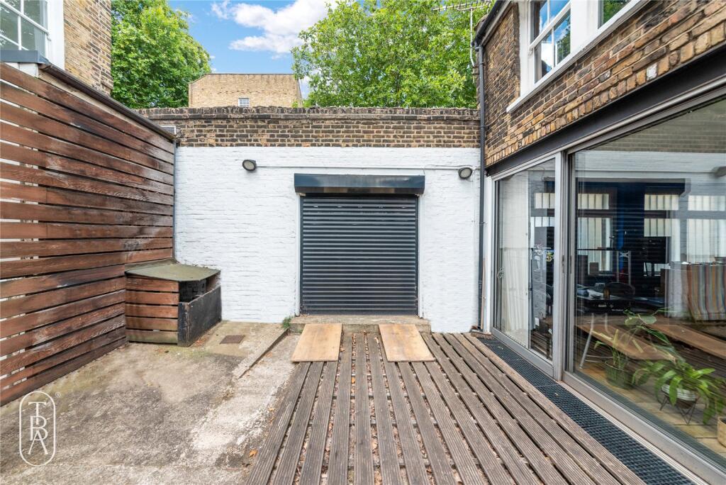 House in London - More