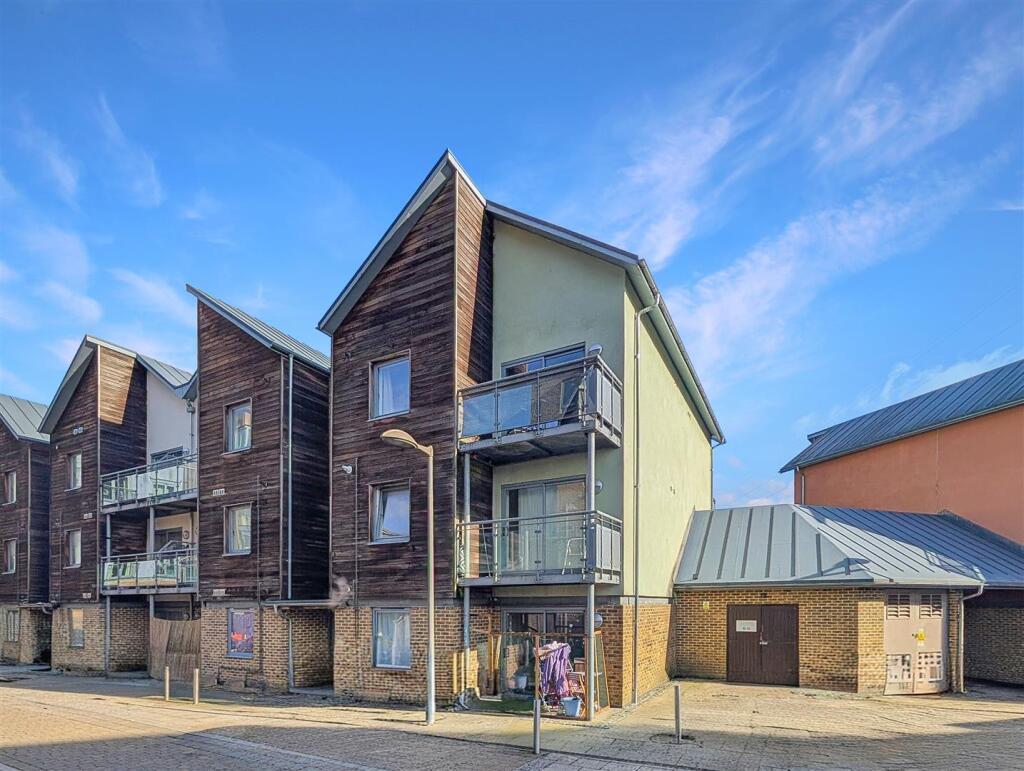 Main image of property: Quayside Drive, Colchester