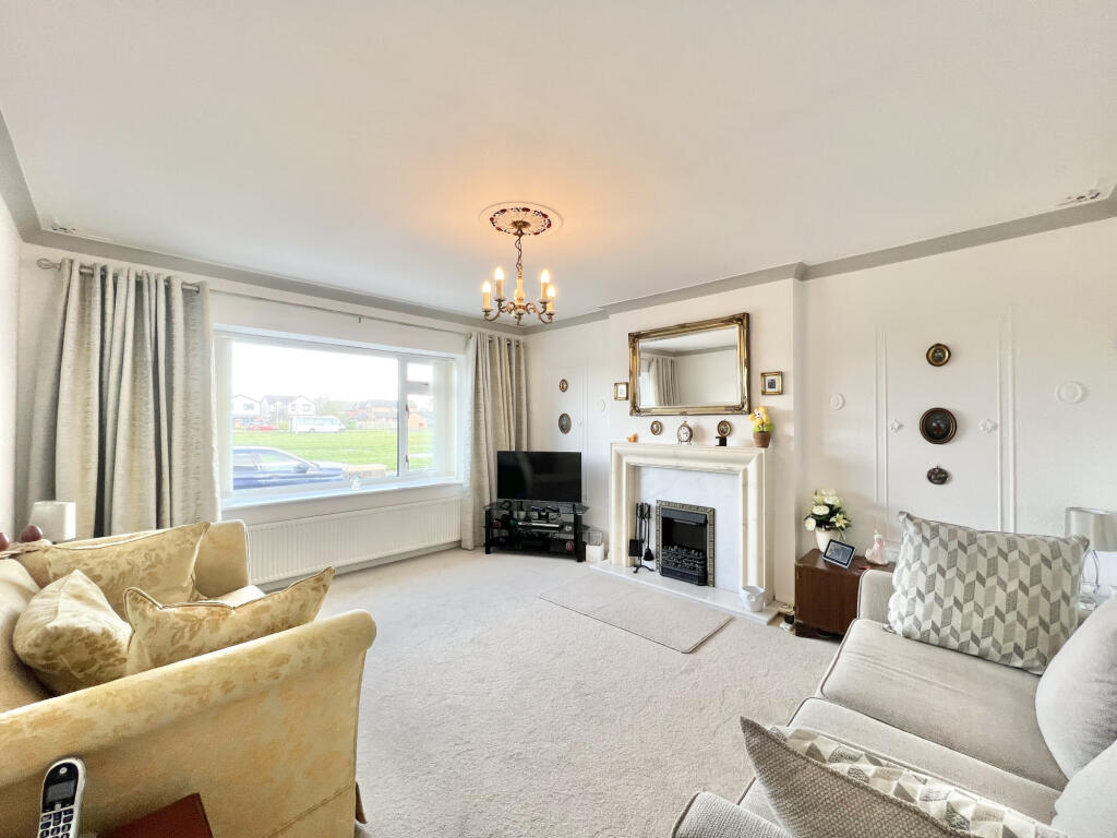 Snowshill Crescent, Cleveleys, FY5 - View 2