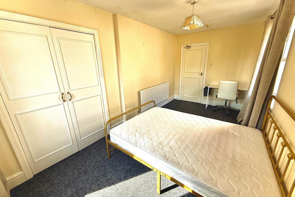 Ravenscourt, Richmond Road, Roath, Cardiff – další