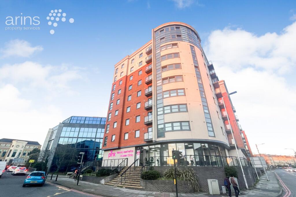 Main image of property: Kennet Street, Reading, RG1