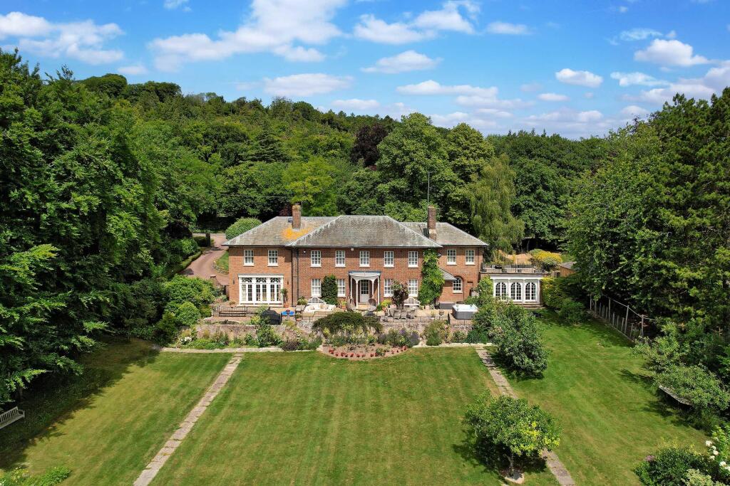 Main image of property: Hale Lane, Wendover, Buckinghamshire, HP22