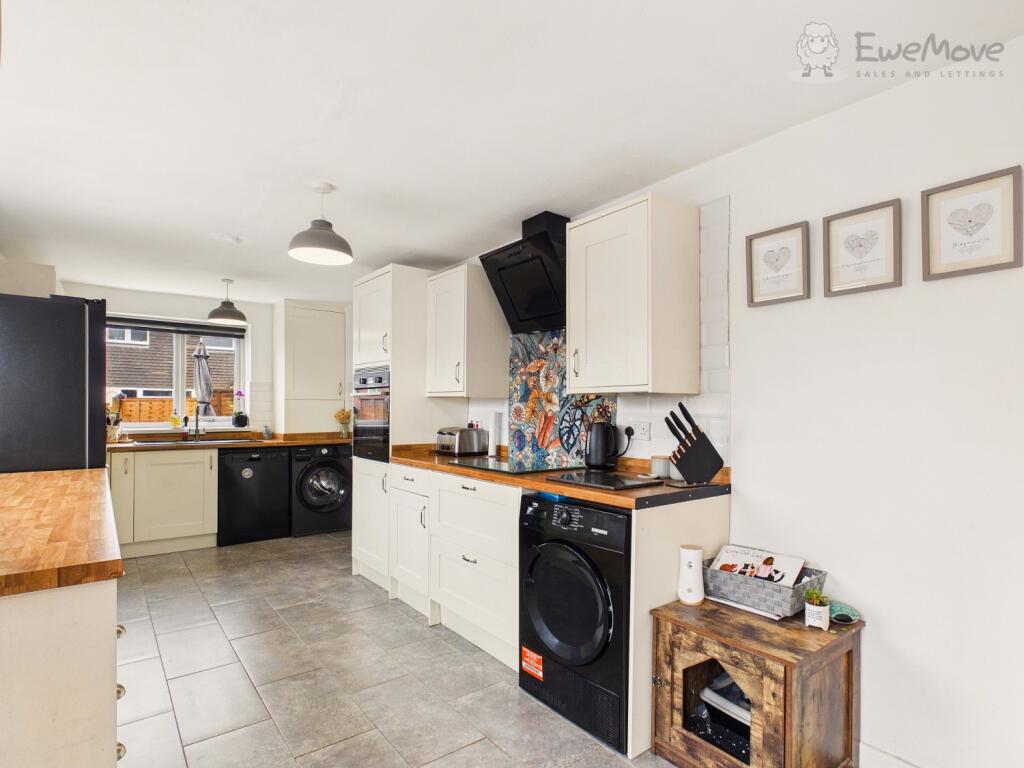 Lime Kiln Road, Tiverton, Devon, EX16 - More