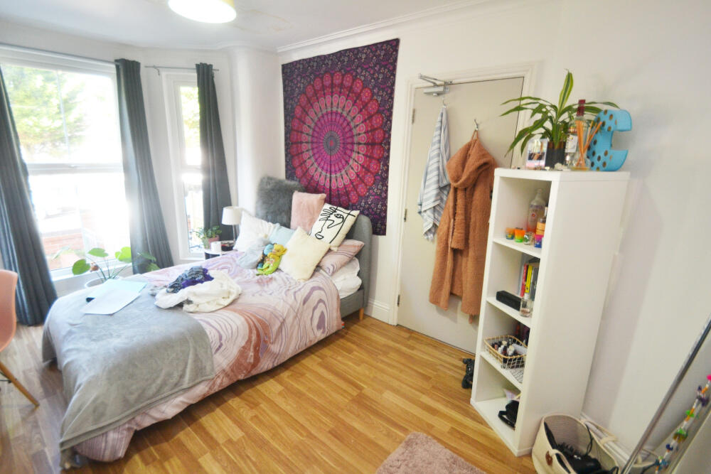 1 bedroom semi-detached house for rent