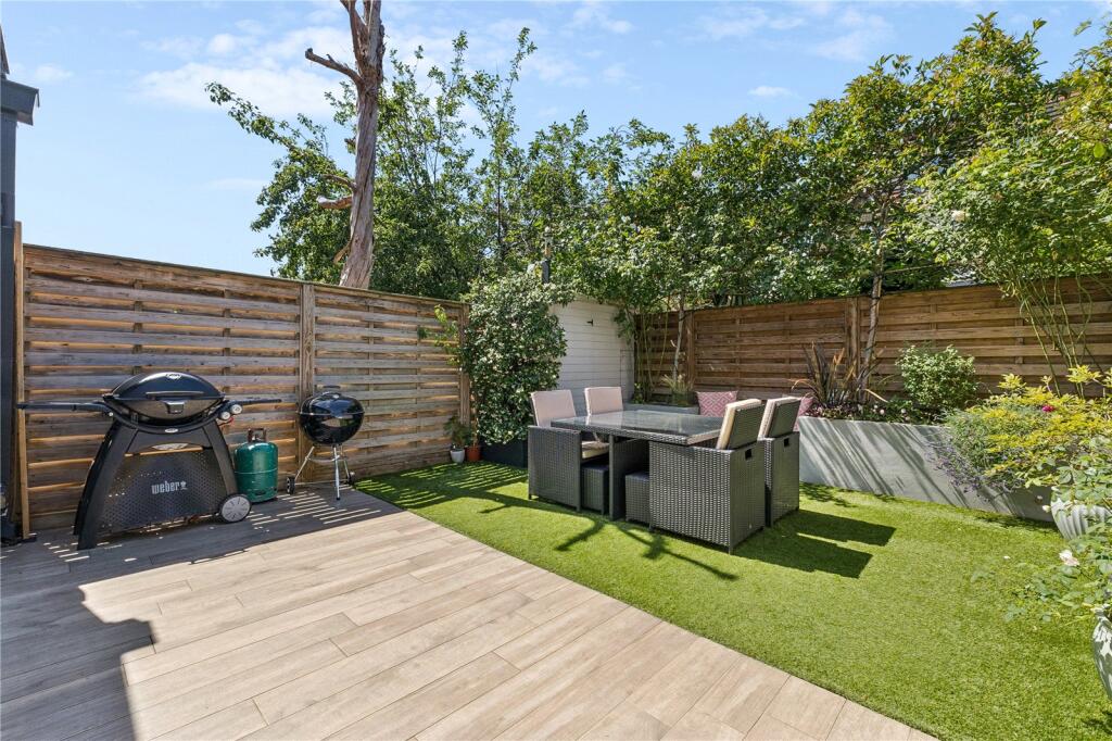 House in London - View 4