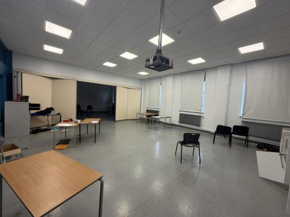 Photo 12