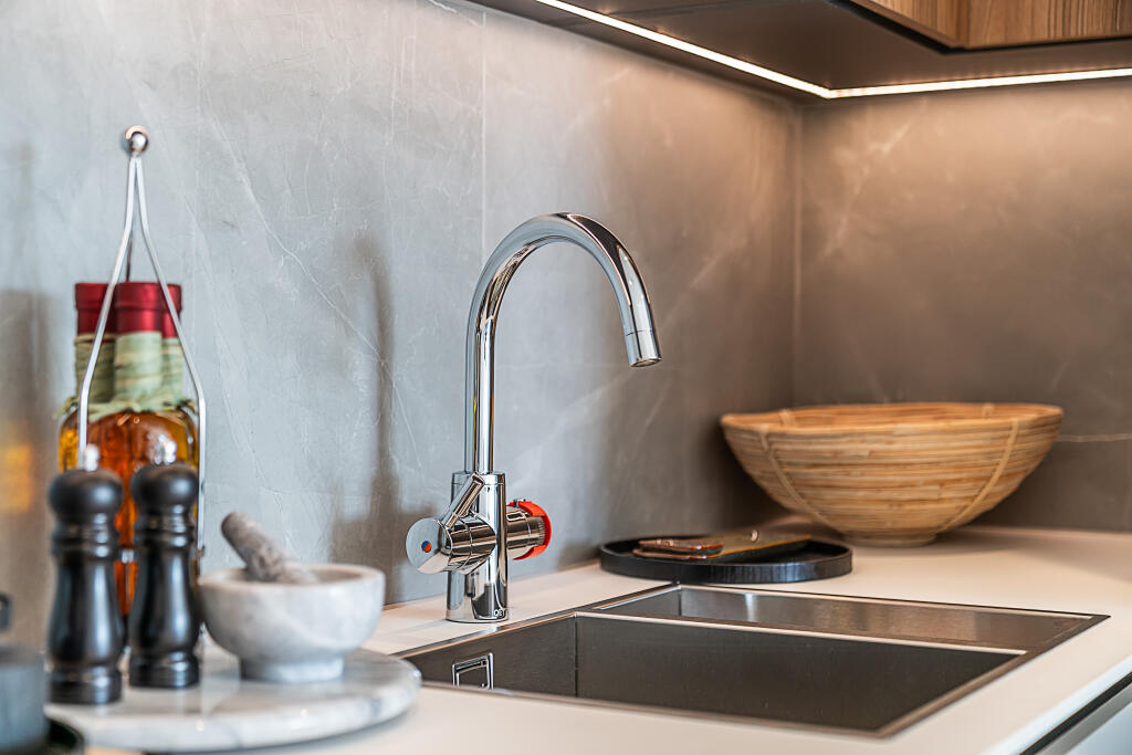 Apartment in London, York Road Estate, Battersea - View 4