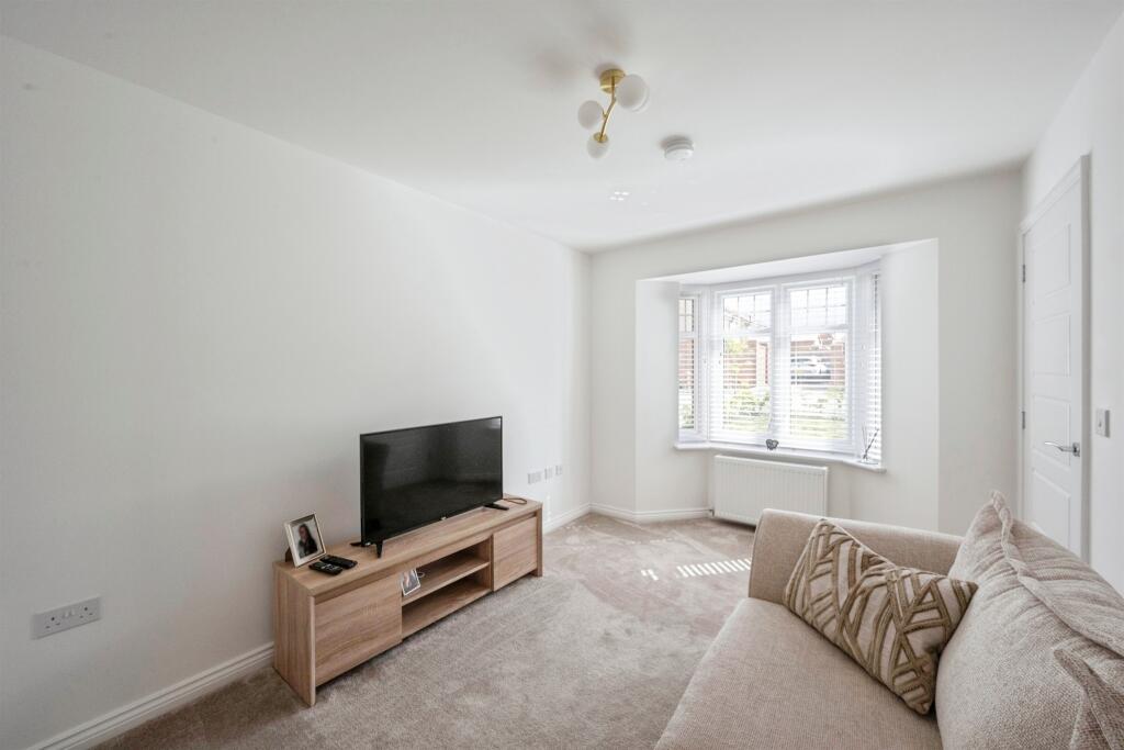 House in Doncaster, Barnburgh - View 2