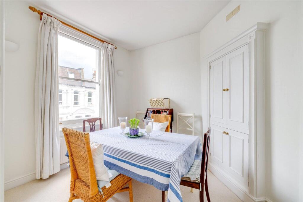Apartment in London, Fulham - View 3
