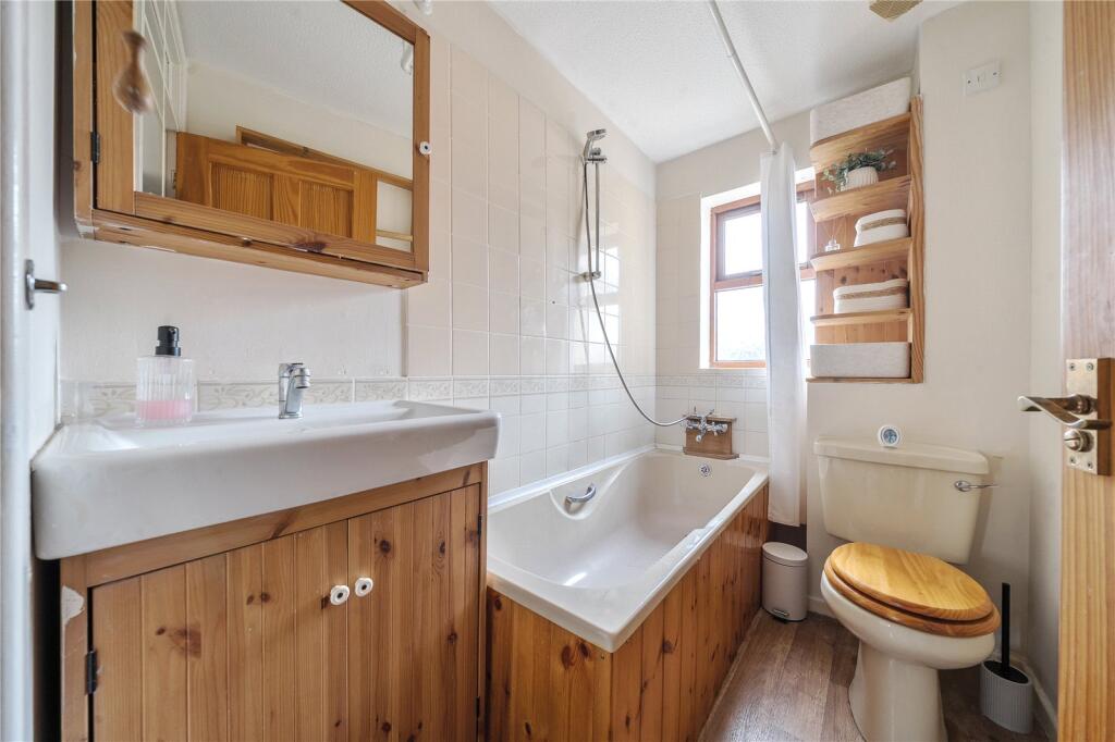 Kings Meadow, Bourton-on-the-Water, Cheltenham - View 6