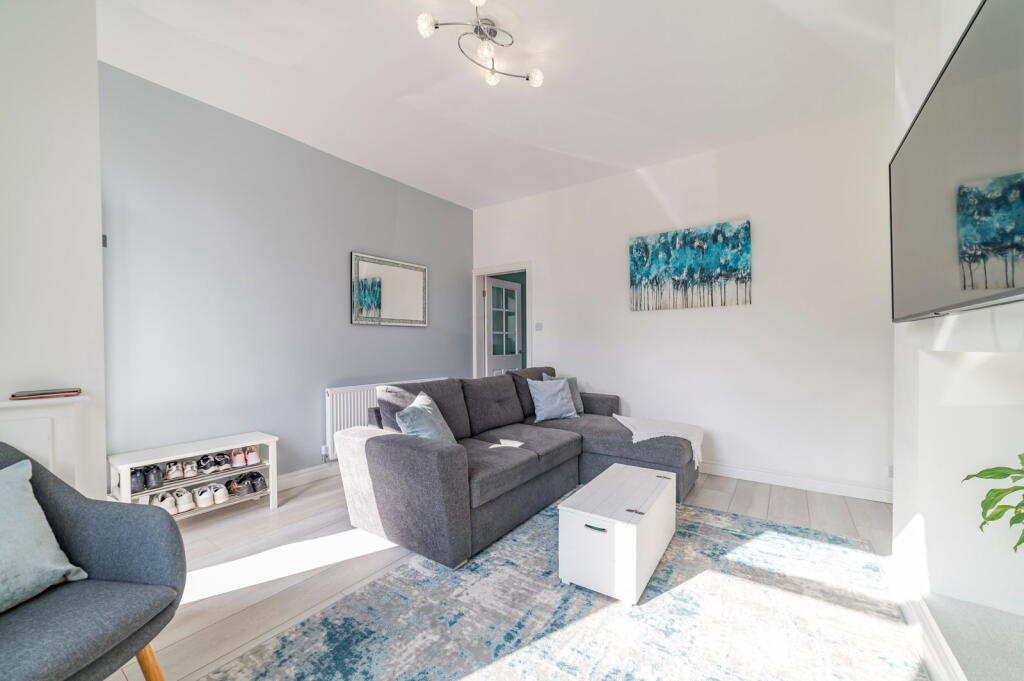 House in Oldham - View 5
