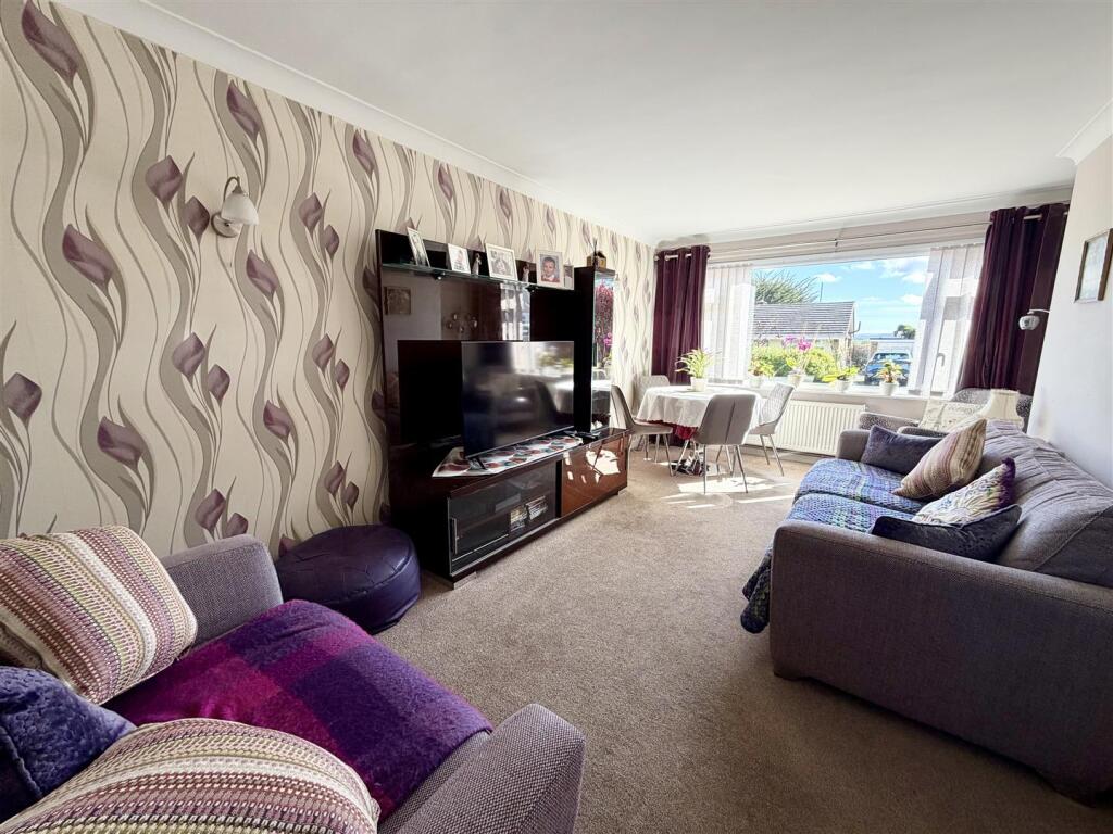 House in Upton, Lytchett Minster and Upton - View 5