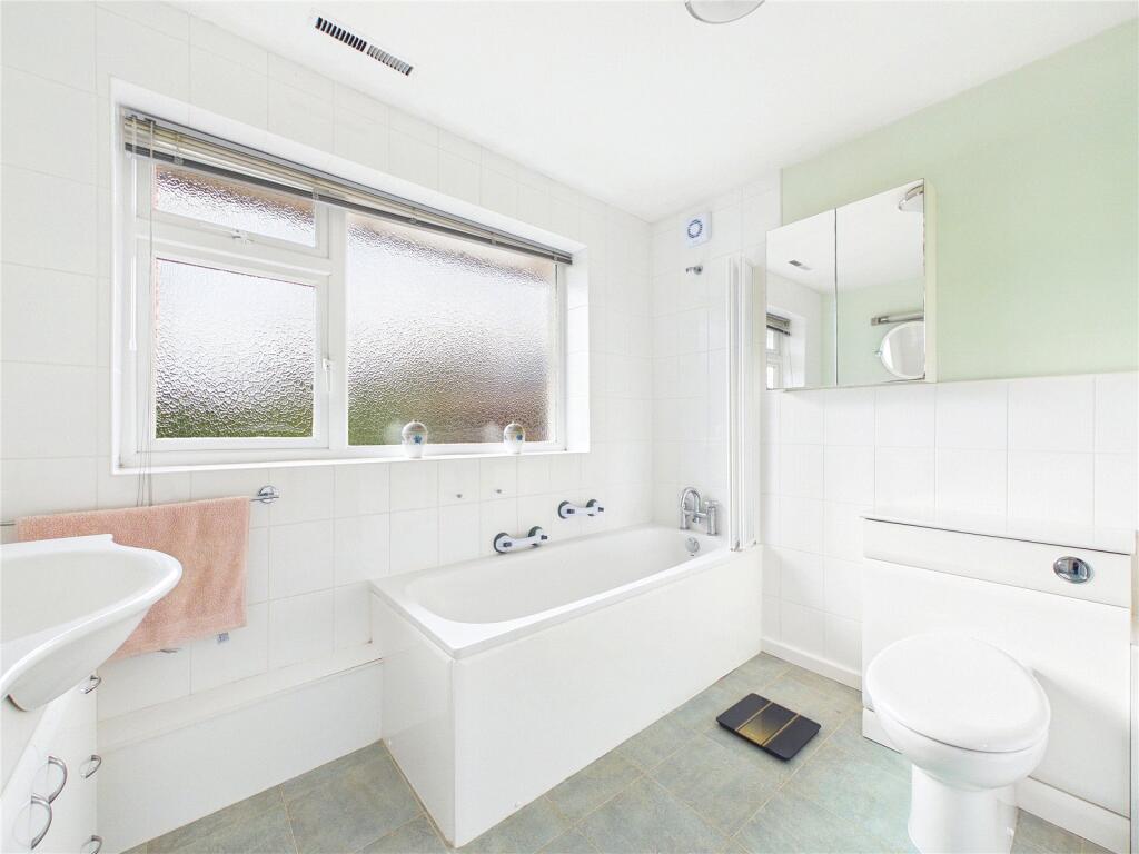 House in Wychavon, Droitwich Spa - More