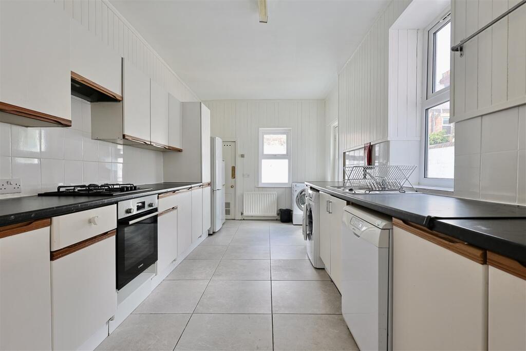 House in Newcastle upon Tyne - View 2