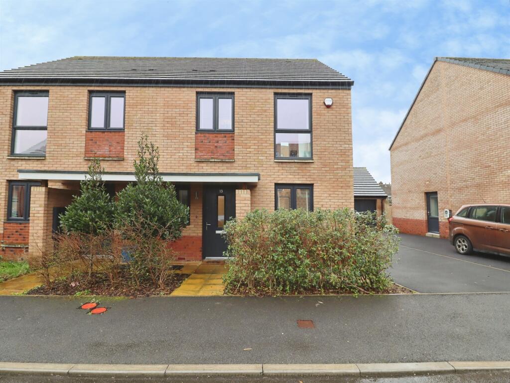 Main image of property: Clos Telerch, Rumney, Cardiff