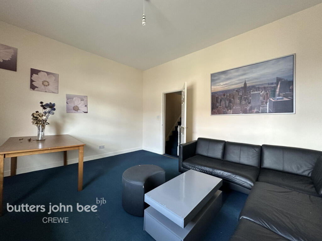 Apartment in Crewe - View 5