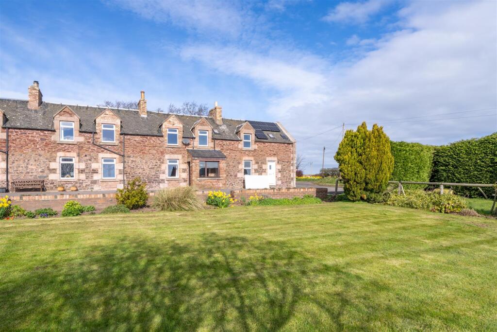 House in Coldingham, The Scottish Borders - View 2