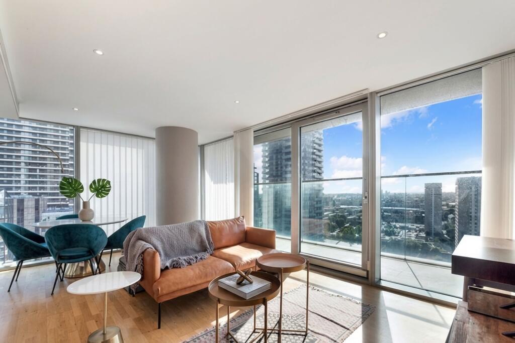 Apartment in London - More