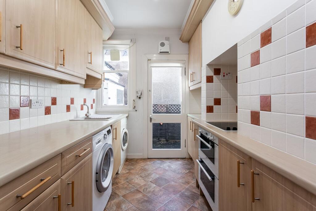 House in Edinburgh, Craiglockhart - View 4