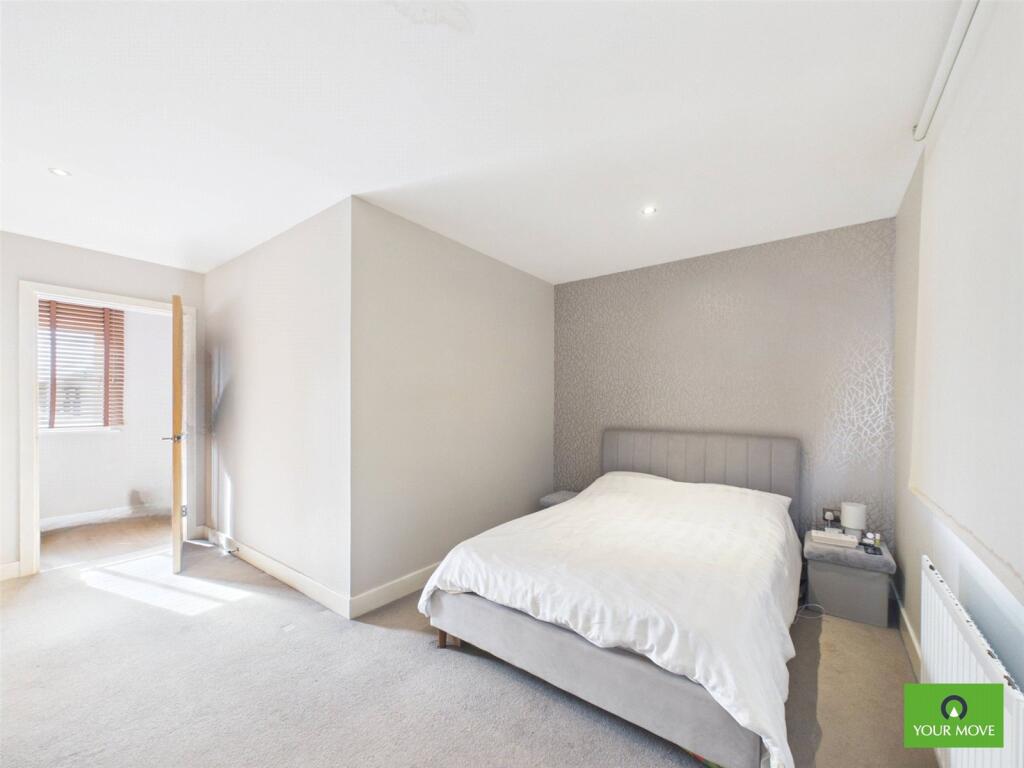 Apartment in London - View 4