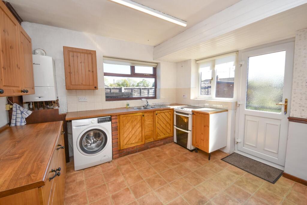 Gill Avenue, Shevington, Wigan, WN6 8BB photo 4