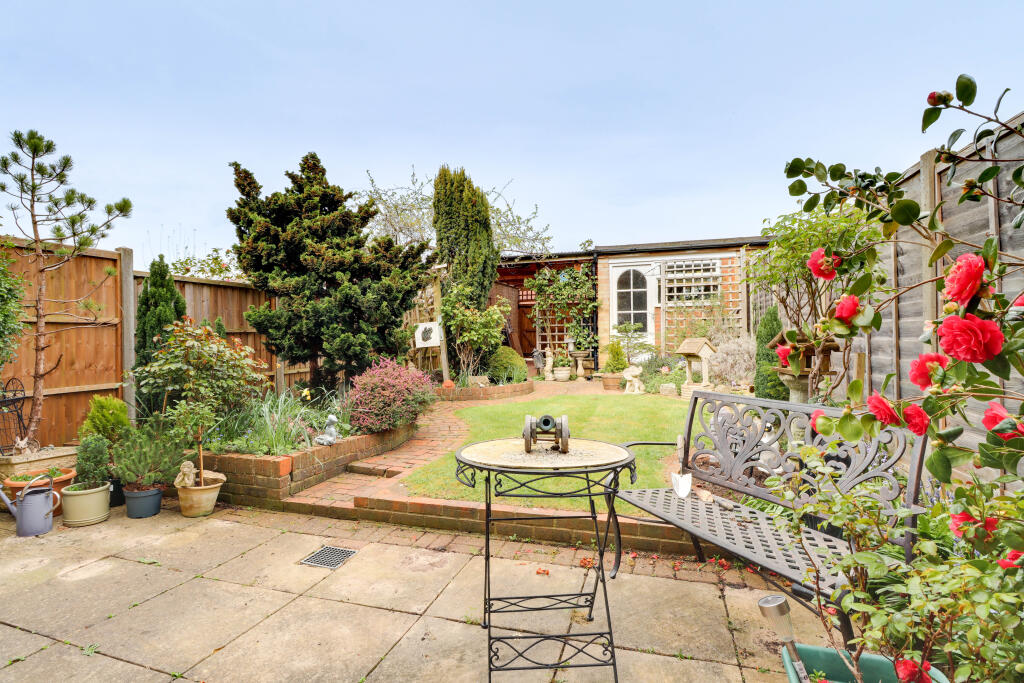 Additional image 17 of New House Park, St Albans, AL1