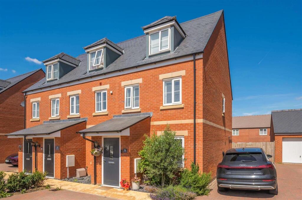 Main image of property: Fallow Road