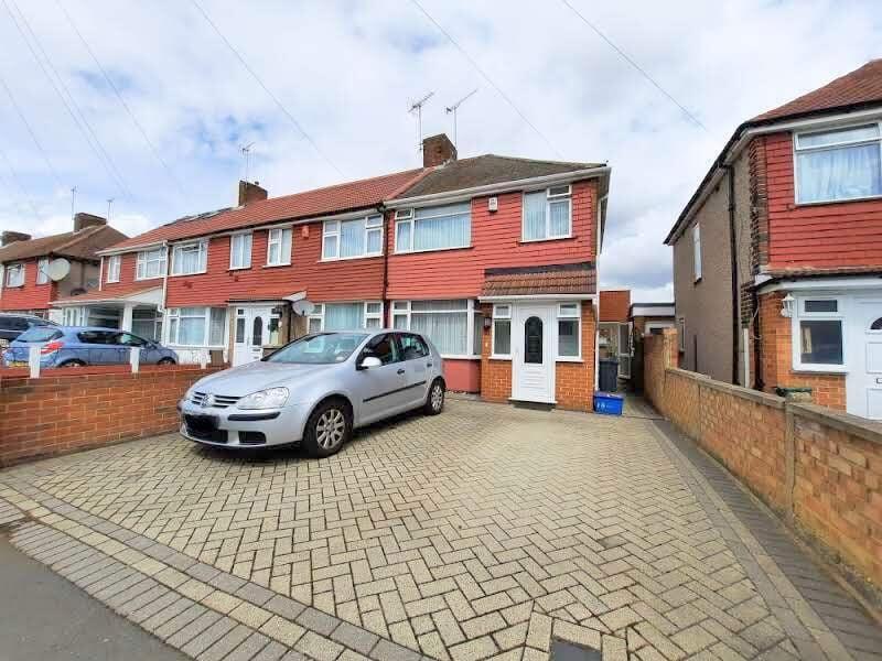 Main image of property: Lansbury Avenue, Feltham, TW14