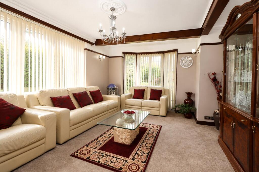 House in Woking, Surrey - View 4