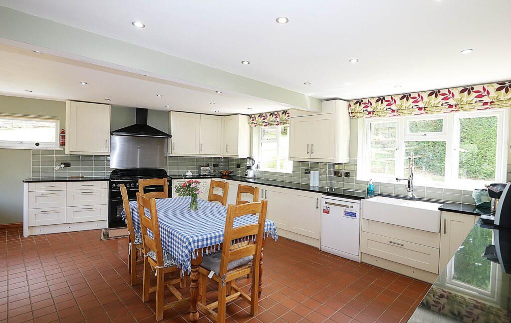 House in Cold Ash, West Berkshire - View 3