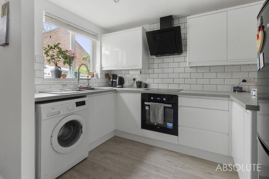 23, Hameldown Close, Torquay, TQ2 photo 4