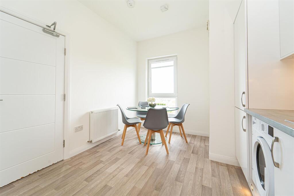 Apartment in Inverness, Inshes, Inshes and Milton of Leys - View 5