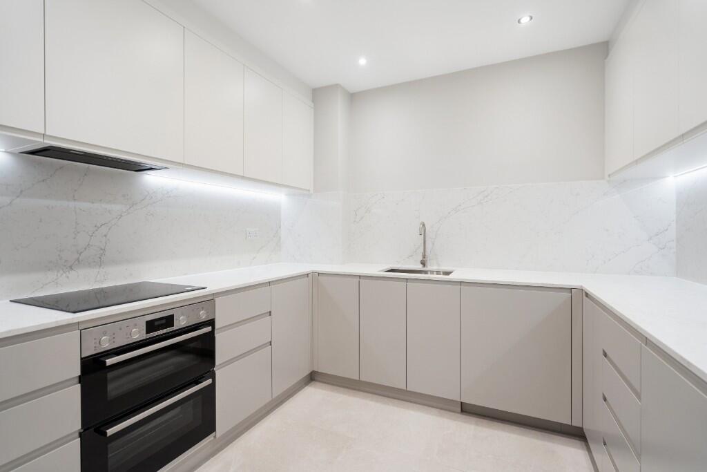 Main image of property: Lynton Road, London, W3