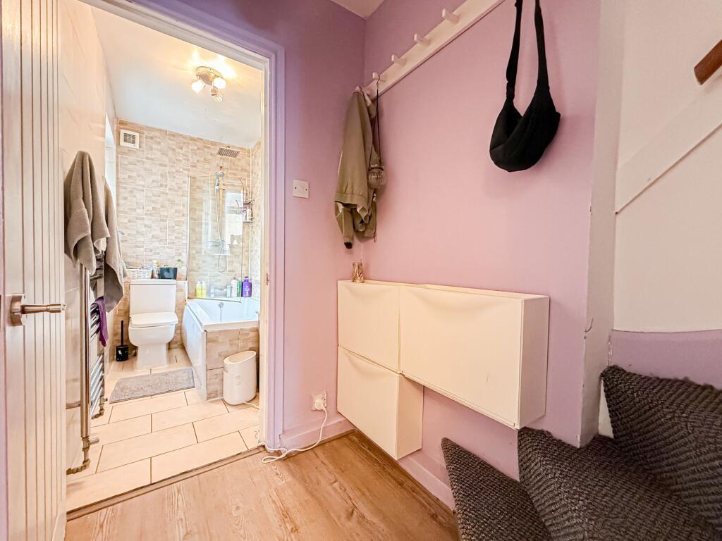House in Liverpool, Wavertree - More