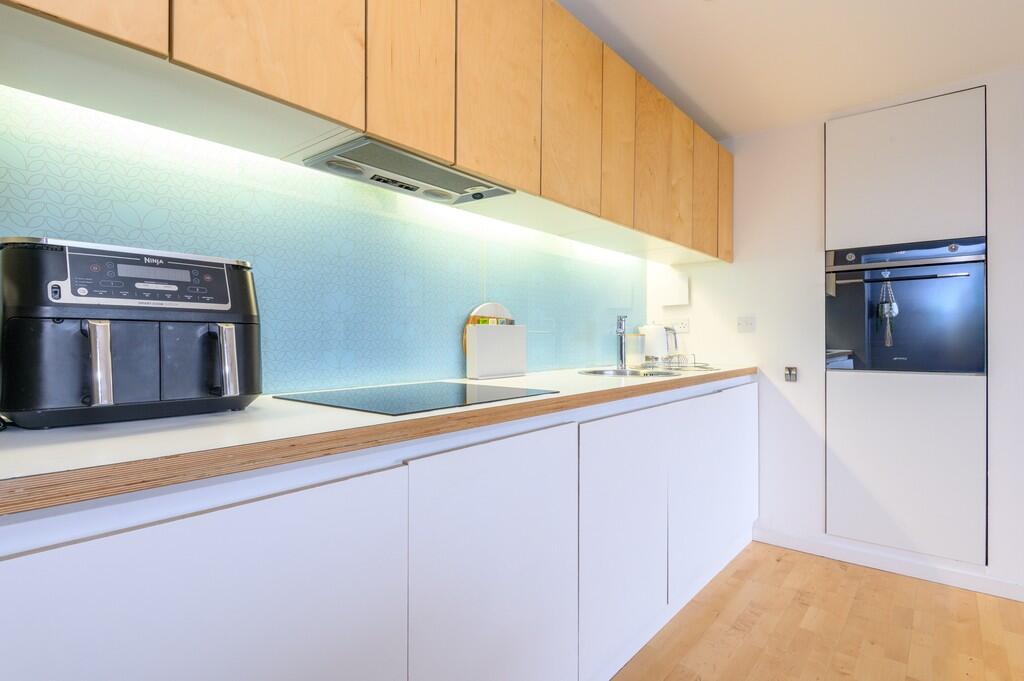 Apartment in Leeds, Steander, Richmond Hill - View 4