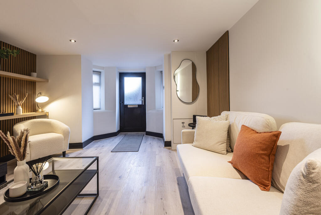 Apartment in Chester, Northgate Village, City of Chester - View 2