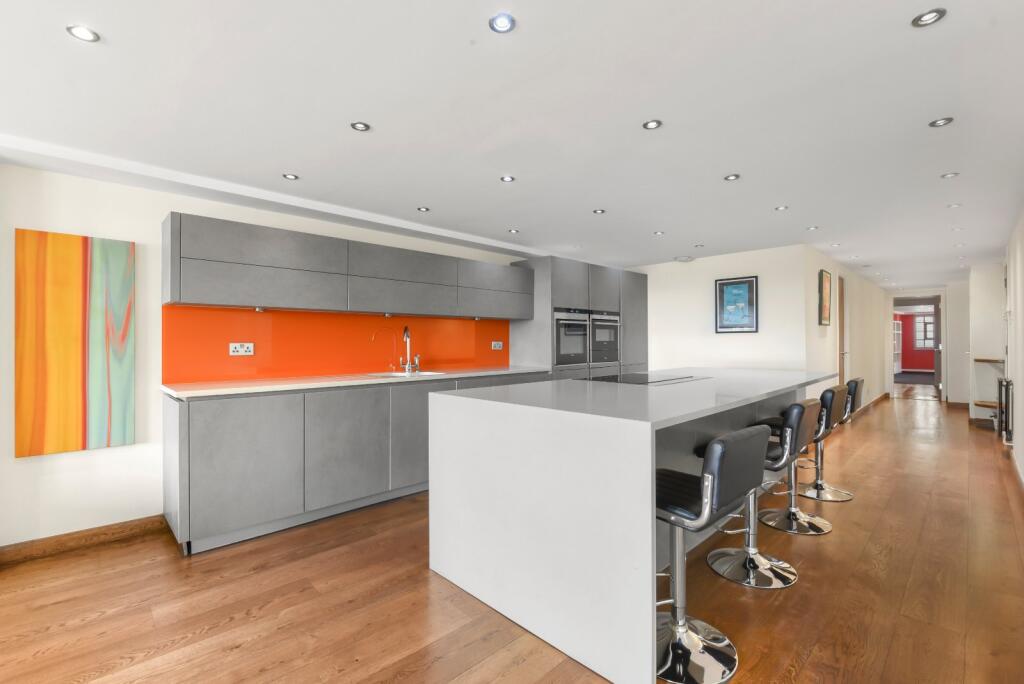 Main image of property: Merchant Court,
61 Wapping Wall, E1W