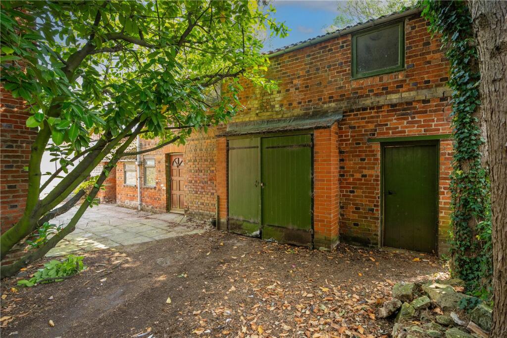 North Road, Bourne, Lincolnshire, PE10 - View 2
