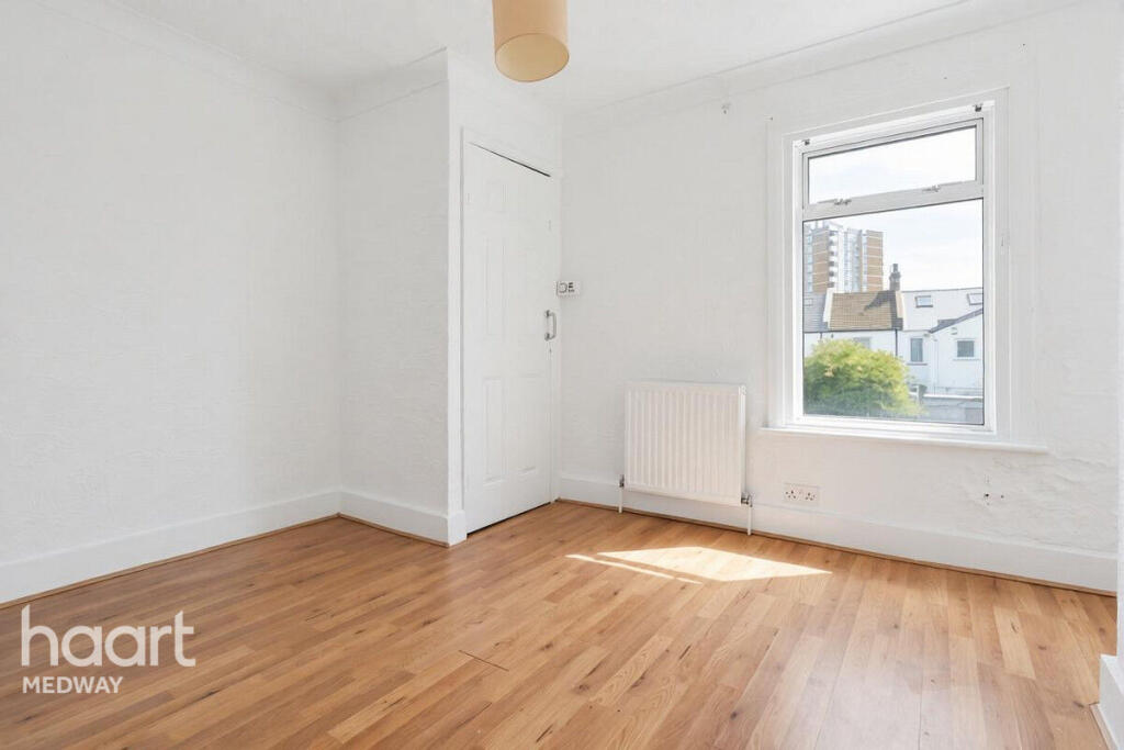 Main image of property: Hartfield Place, Gravesend