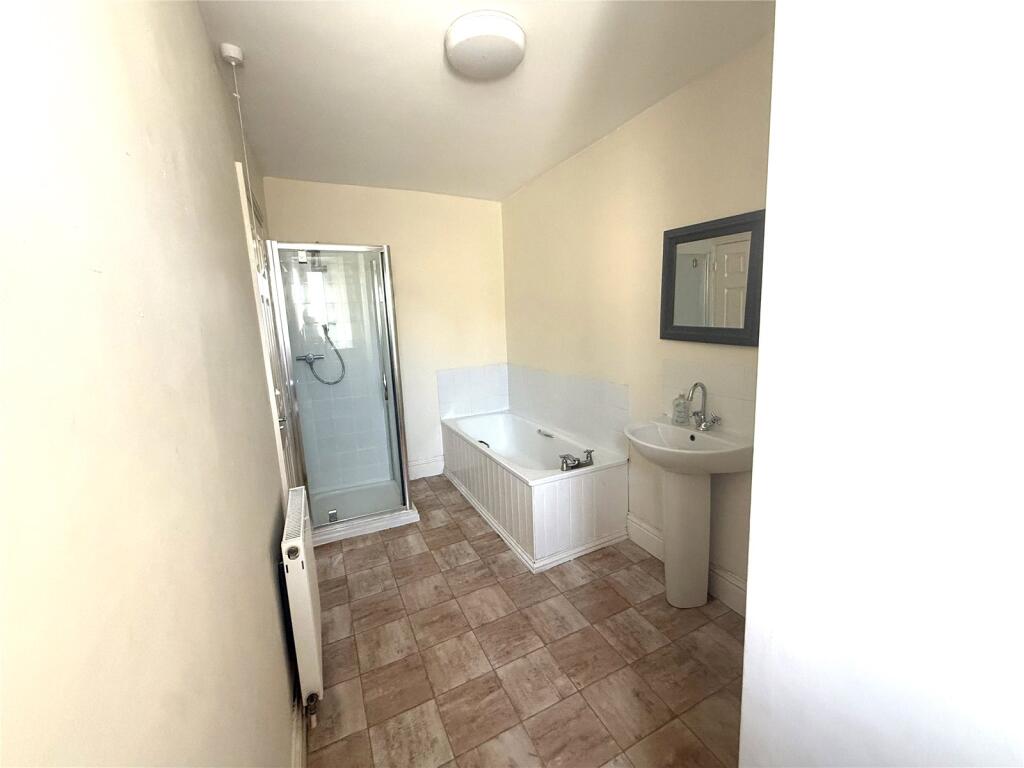 Apartment in Exeter - View 4