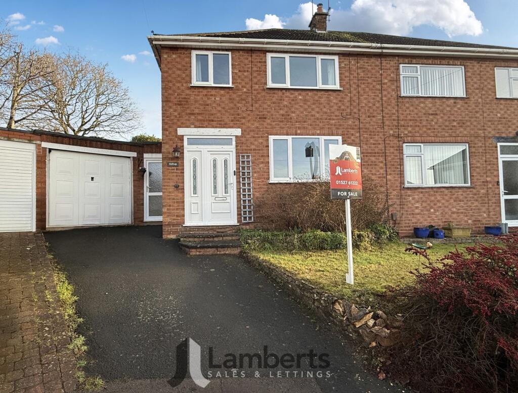 Wychwood Drive, Hunt End, B97