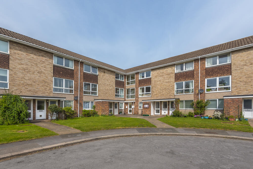 Main image of property: Pulker Close, Oxford, OX4