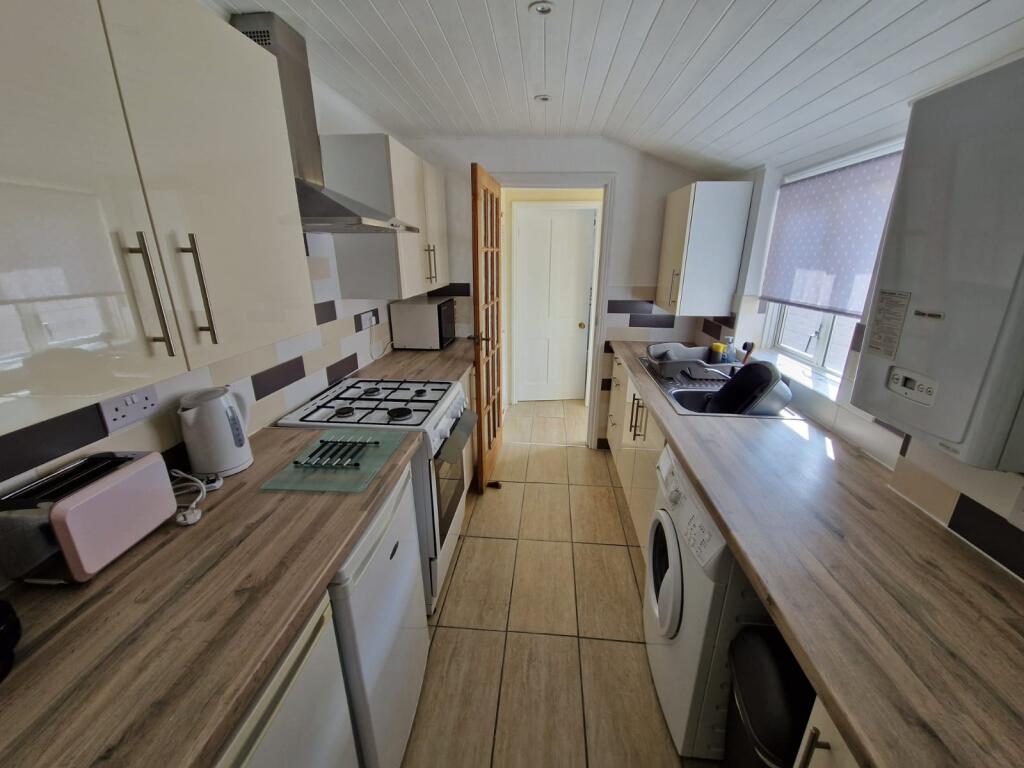 House in Warwick, Royal Leamington Spa - View 2