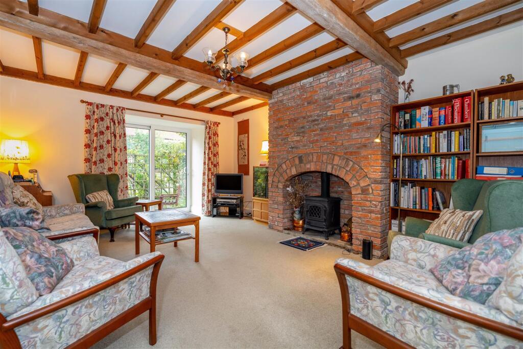 3-bed house on The Corner House, Kingsway, Nettleham, Lincoln, £365,000