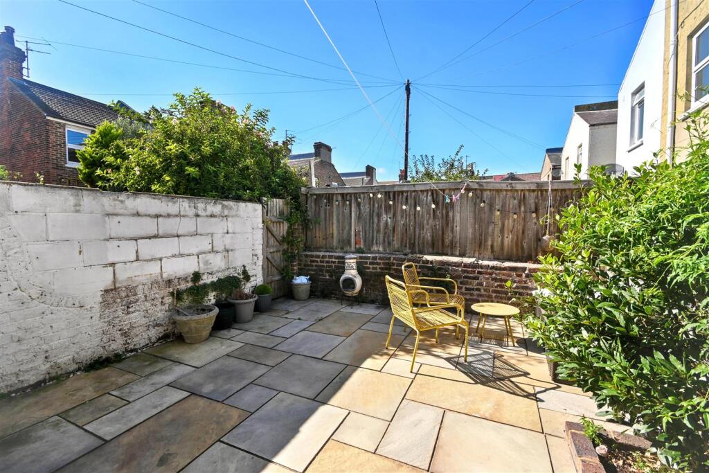 Avondale Road, Eastbourne photo 4
