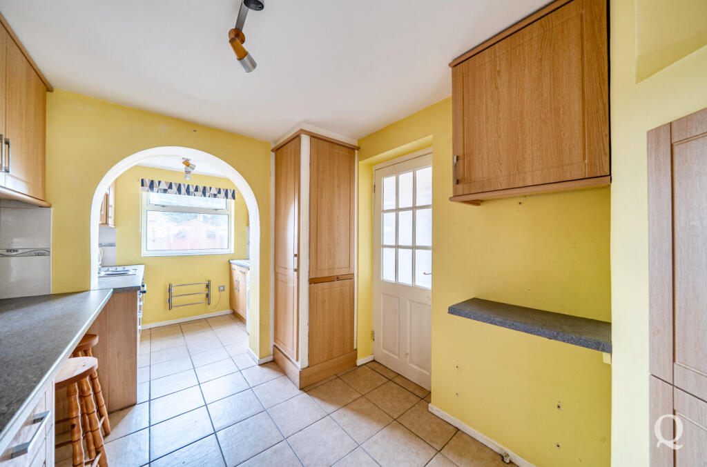 Crossways, Sittingbourne, Kent, ME10 photo 2