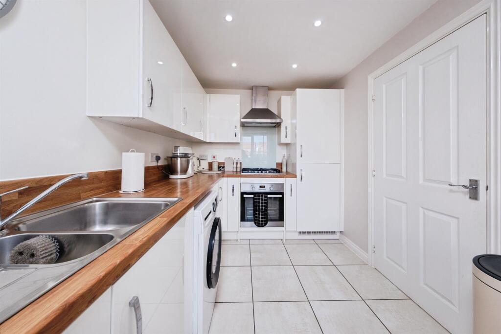 House in Cherwell, Banbury - More